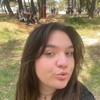 Babysitter in Vitrolles: Alicia
