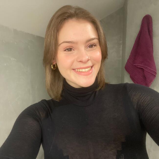 Babysitter in Gières: Solène