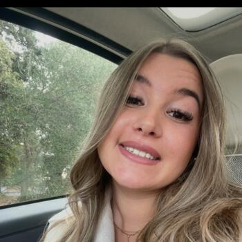 Babysitter in Castries: Laura