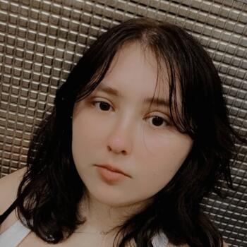 Babysitter in Oklahoma City: Sienna