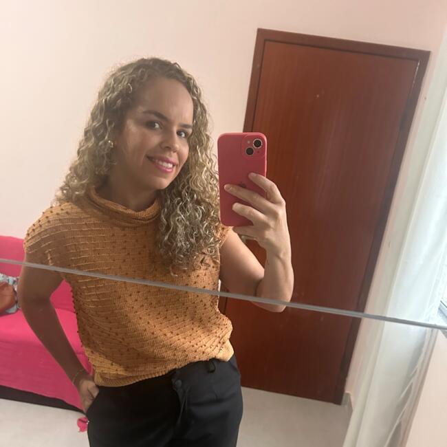 Babysitting job in Bom Jesus do Itabapoana: Monique