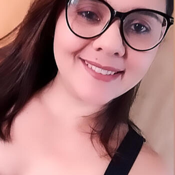 Babysitter in Artur Nogueira: Raquel