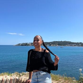 Baby-sitter Cagnes-sur-Mer: Stella