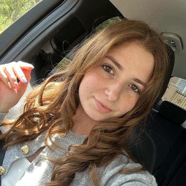 Babysitter in Dunakeszi: Bernadett