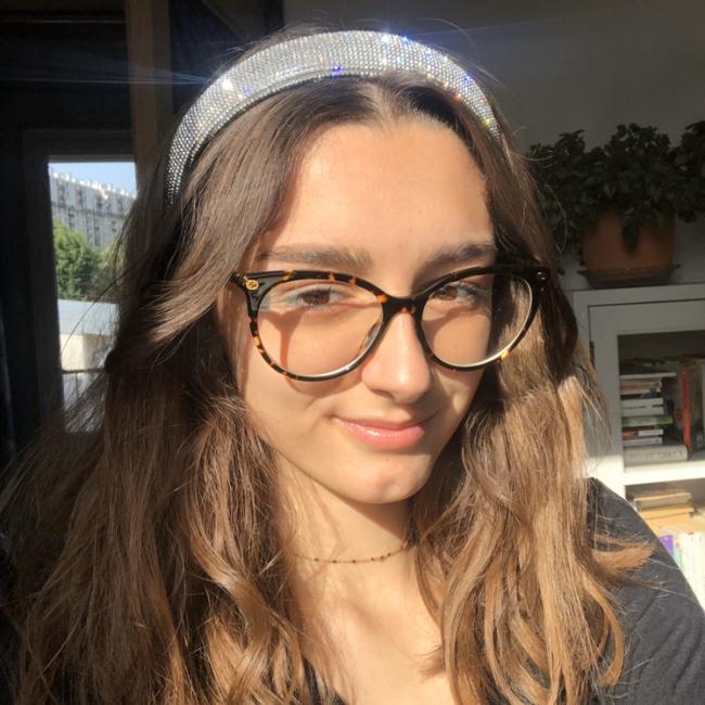 Babysitter in Clamart: Clemence