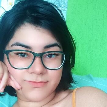 Babá em Embu das Artes: Brenda