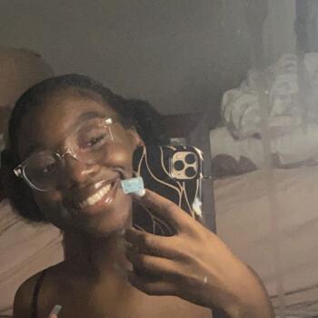 Babysitter in Phoenix: DeAsiah