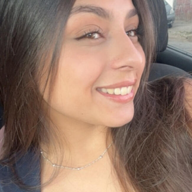 Babysitter in Curitiba: Nicole