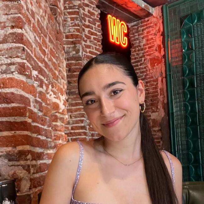 Niñera en Burgos: Emma