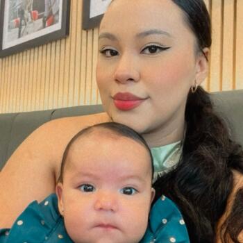 Babysitter in Pamplona: Geovanna Maria