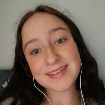 Babysitter in Christchurch: Esther