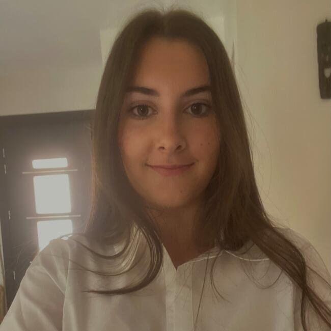 Babysitter in Perpignan: Pauline