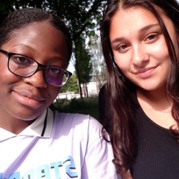 Babysitter Tilburg: Samira en Pleuni