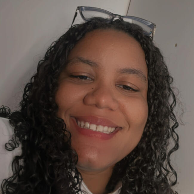 Babysitter in Vitória: Amanda