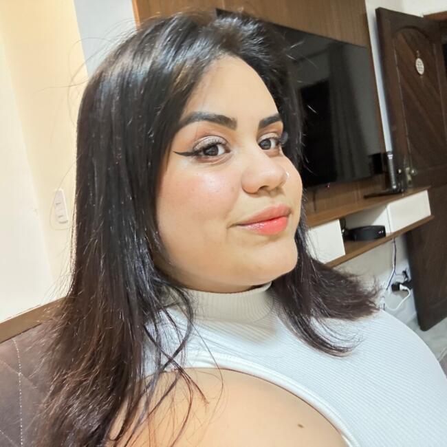 Babysitter in Curitiba: Lara
