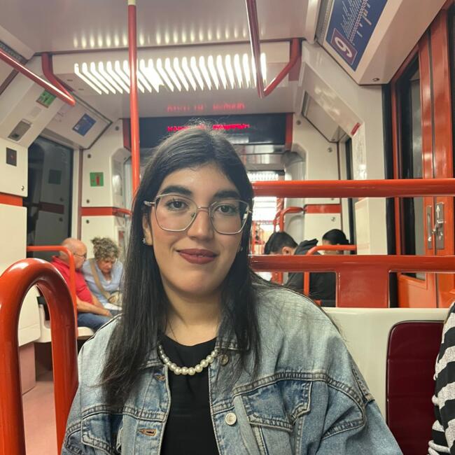 Niñera en Madrid: Yasmin