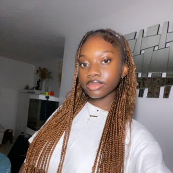 Babysitter in Mauguio: Sarah