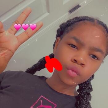 Babysitter in Horace (North Dakota): Janyla