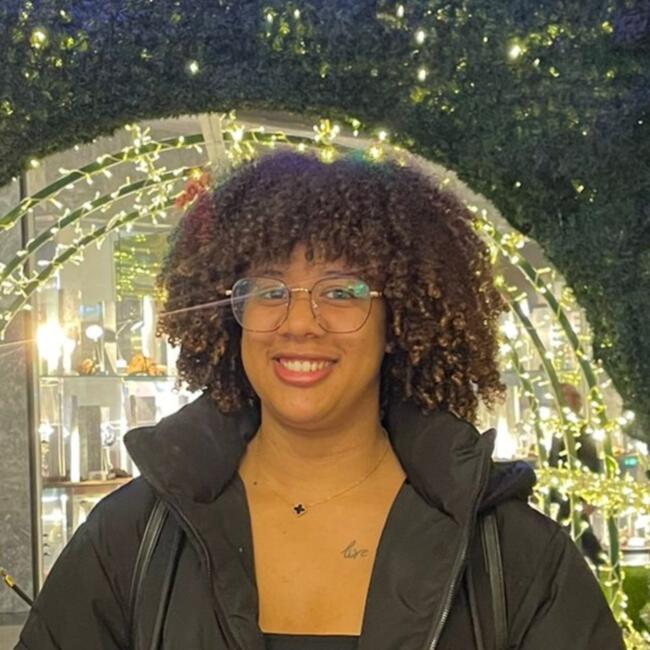 Babysitter in Sintra: Shirley