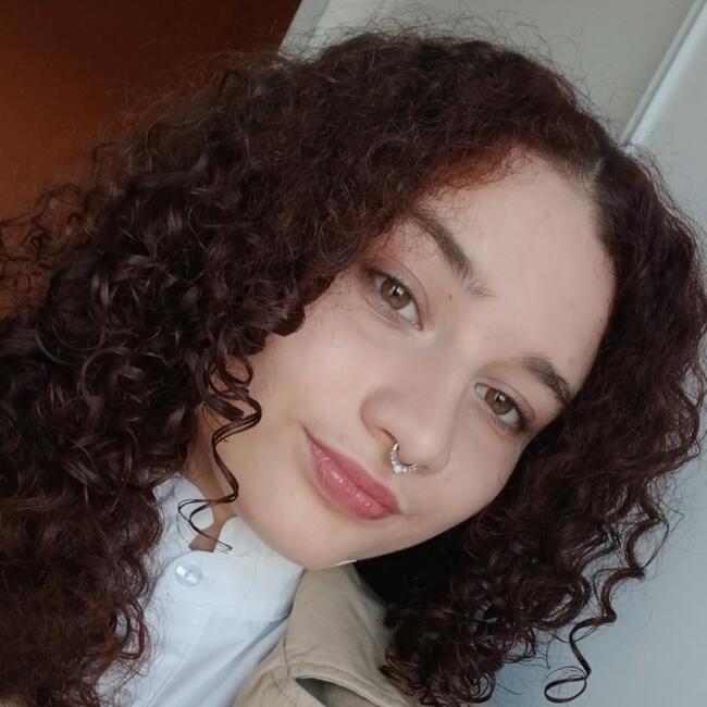 Babysitter in Angers: Valentine