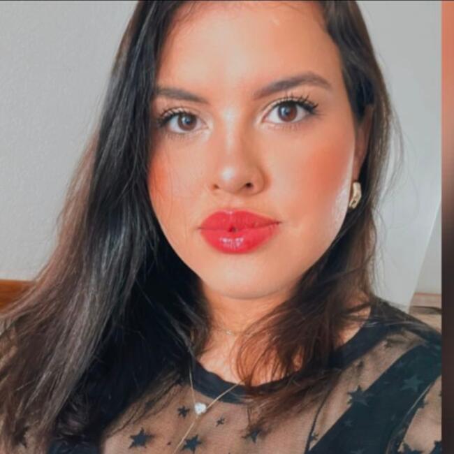 Babysitter in Brasília: Maria Eduarda