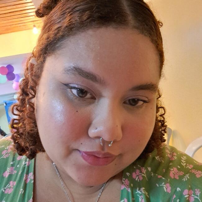 Babysitter in Belém: Ana Victória Maciel
