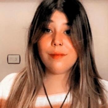 Canguro en Barakaldo: Arrate Caballero