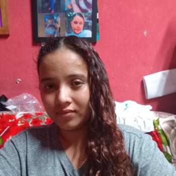 Babysitter in Juayúa: Roseli