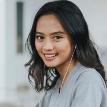 Babysitter στην περιοχή Ντουμπάι: Rishitha