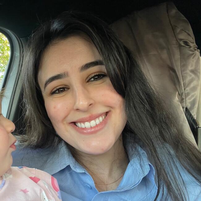 Babysitter in Nîmes: Sihem