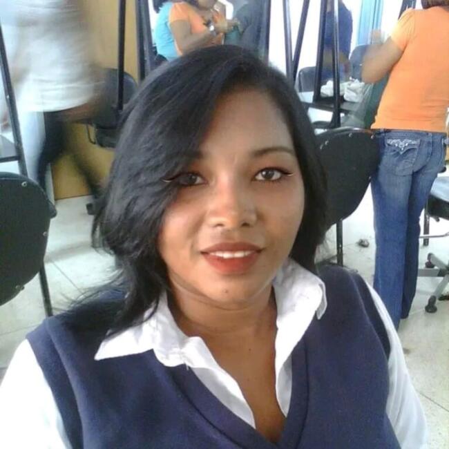 Niñera en San Francisco del Rincón: Paola