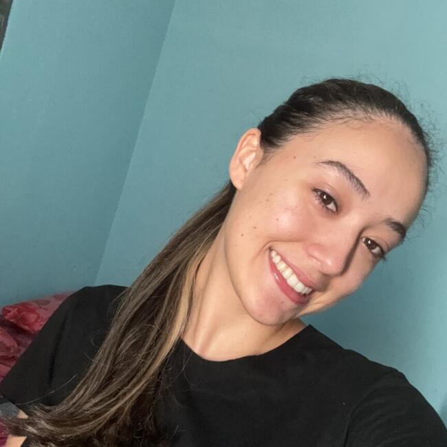 Babysitter in Uberlândia: Ana Paula
