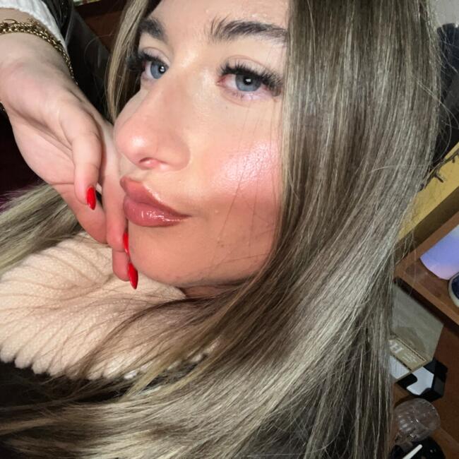 Babysitter in Gazi: Ειρήνη