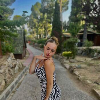 Babysitter in Lens: Louciana