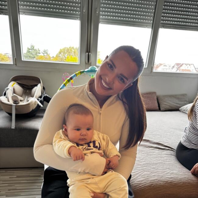 Babysitter in Zagreb: Nina