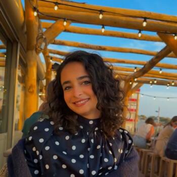 Babysitter in Montreuil-sur-Mer: Emma