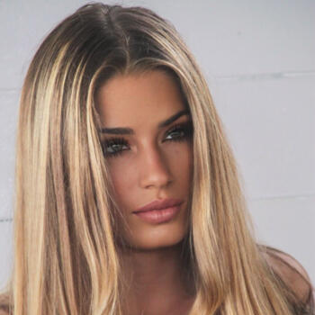 Babysitter in Davoli: Nicole