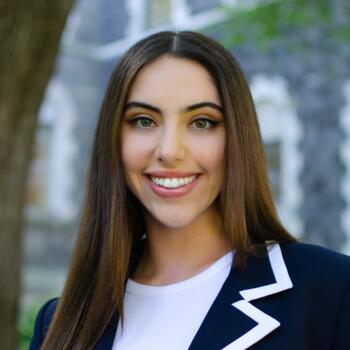 Babysitter New York: Melina