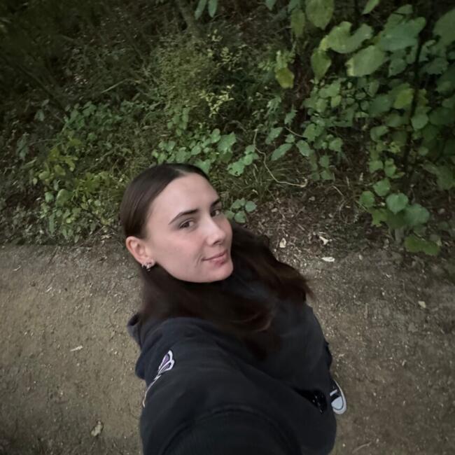 Babysitter in Whanganui: Millie