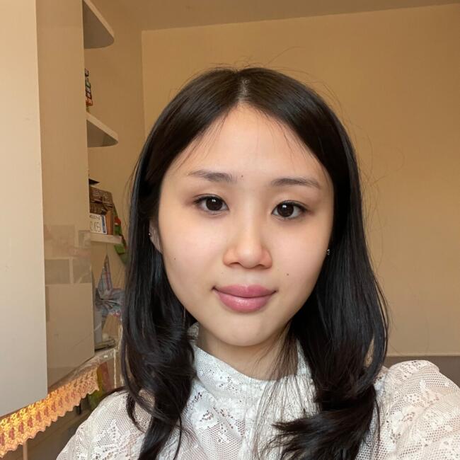 Babysitter in Warsaw: Tra Giang