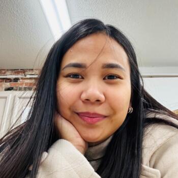 Babysitter in Penticton: Arly