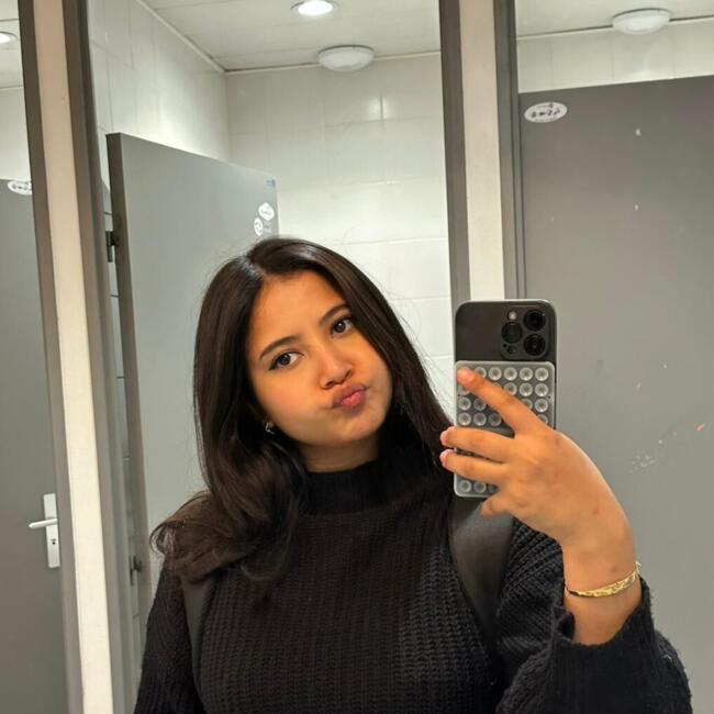 Babysitter in Collonges-sous-Salève: Nada