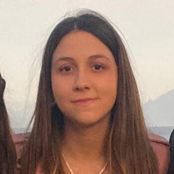 Babysitter in La Unión: Gloria