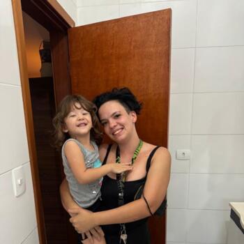 Babysitting job in São Pedro: babysitting job Thauany