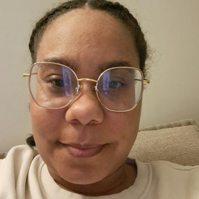 Babysitter in Créteil: Samantha