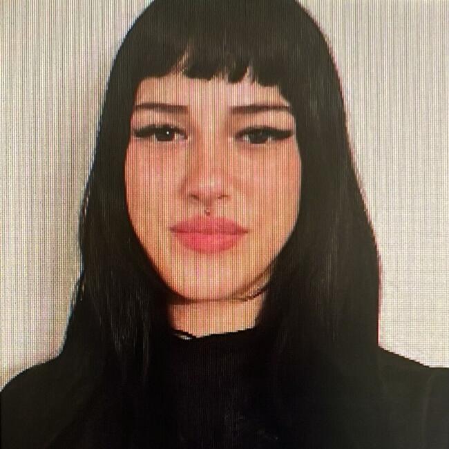 Babysitter in Rome: Erika