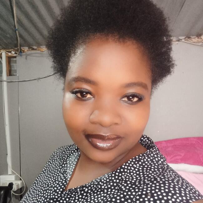 Babysitter in Blouberg (Western Cape): Thobekile