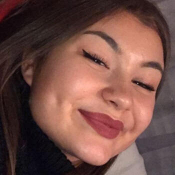 Babysitter Cluses: Emy