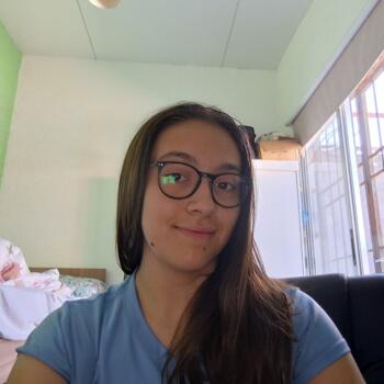 Niñera Montevideo: Manuela