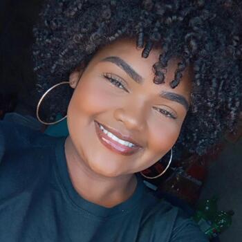 Babysitter in Feira de Santana: Mayara